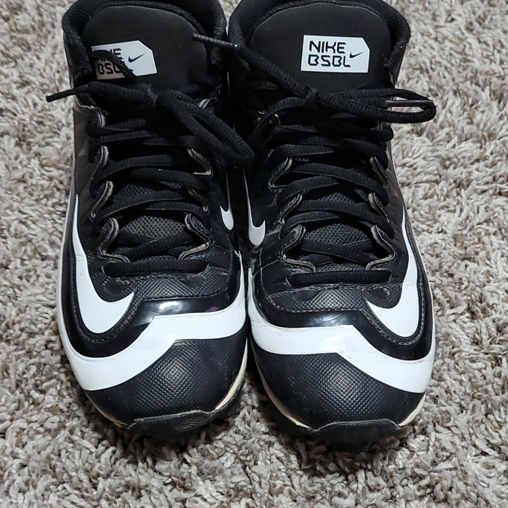 Nike baseball cleats